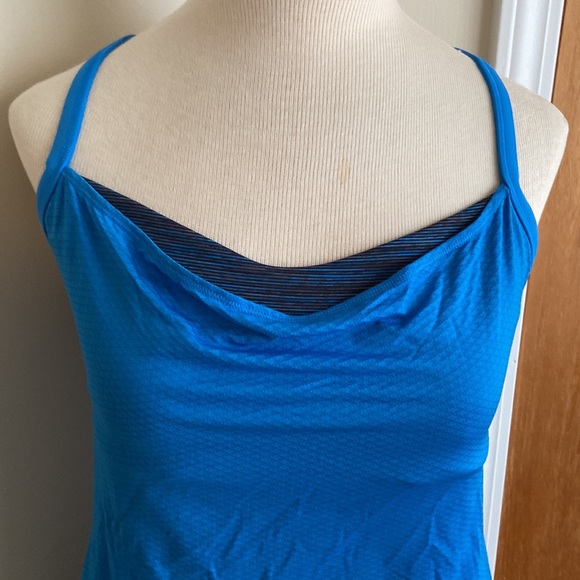 Lulukemon Tank w Built in Sports bra - Picture 7 of 9